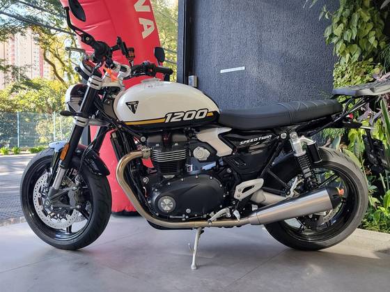 TRIUMPH SPEED TWIN TRIUMPH SPEED TWIN